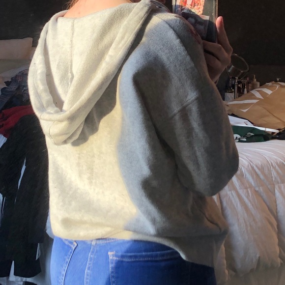 American eagle hoodie - Picture 3 of 5